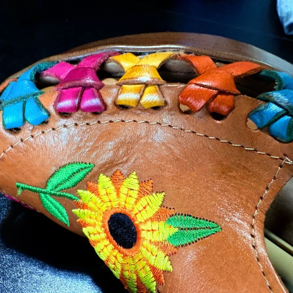 handmade Mexican huarache platform heels Embroidered Bonita clogs leather size 7